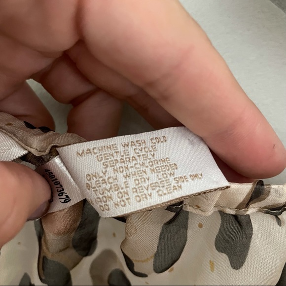 Chico's 3/4 Length Sleeve with Elastic Waist Cheetah Print Semi-Sheer Blouse - Picture 8 of 10